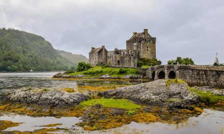 Eating Traditionally, or Eating Touristy?