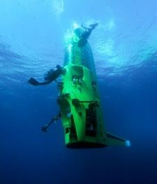 James Cameron Reaches Bottom of the Ocean, Deepest Solo Dive Ever