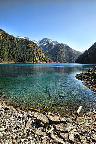 Discover China’s Wild Lake Country