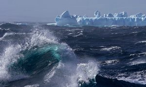 Antarctica wave