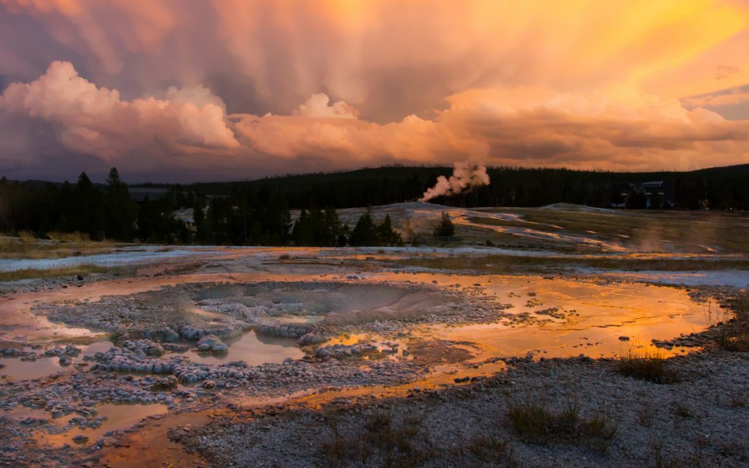 How to Avoid the Crowds and Enjoy Yellowstone