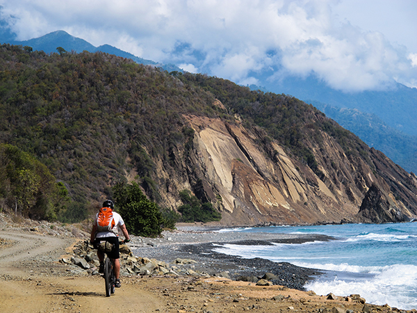Cuba biking tour