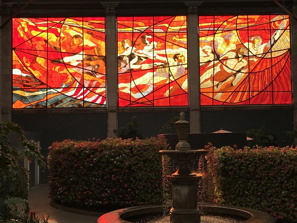 Cosmovitral Botanical Garden stained-glass created by Tolucan artist Leopoldo Flores
