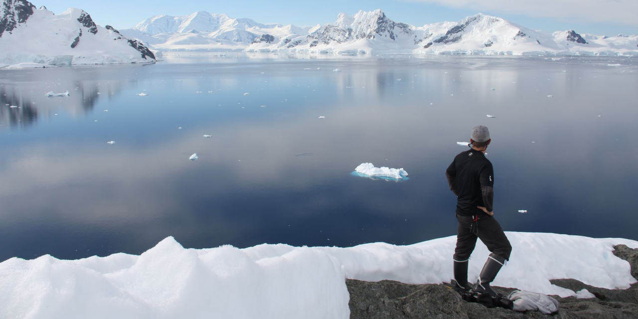 6 Must-Pack Items to Take on an Arctic Adventure