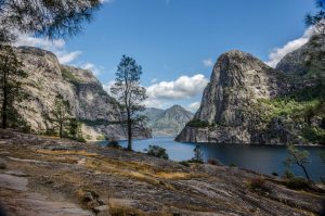 Hetch Hetchy Reservoir landscape.