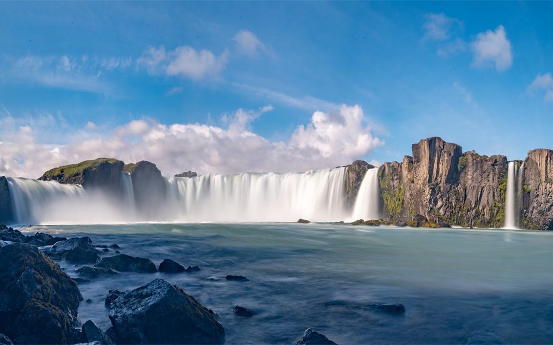 Iceland’s Waterfalls: Shaped by Fire, Ice and Time
