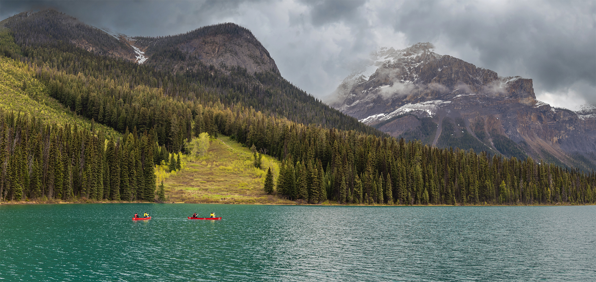 kayakers, kayak, kayaking, British Columbia, Canada