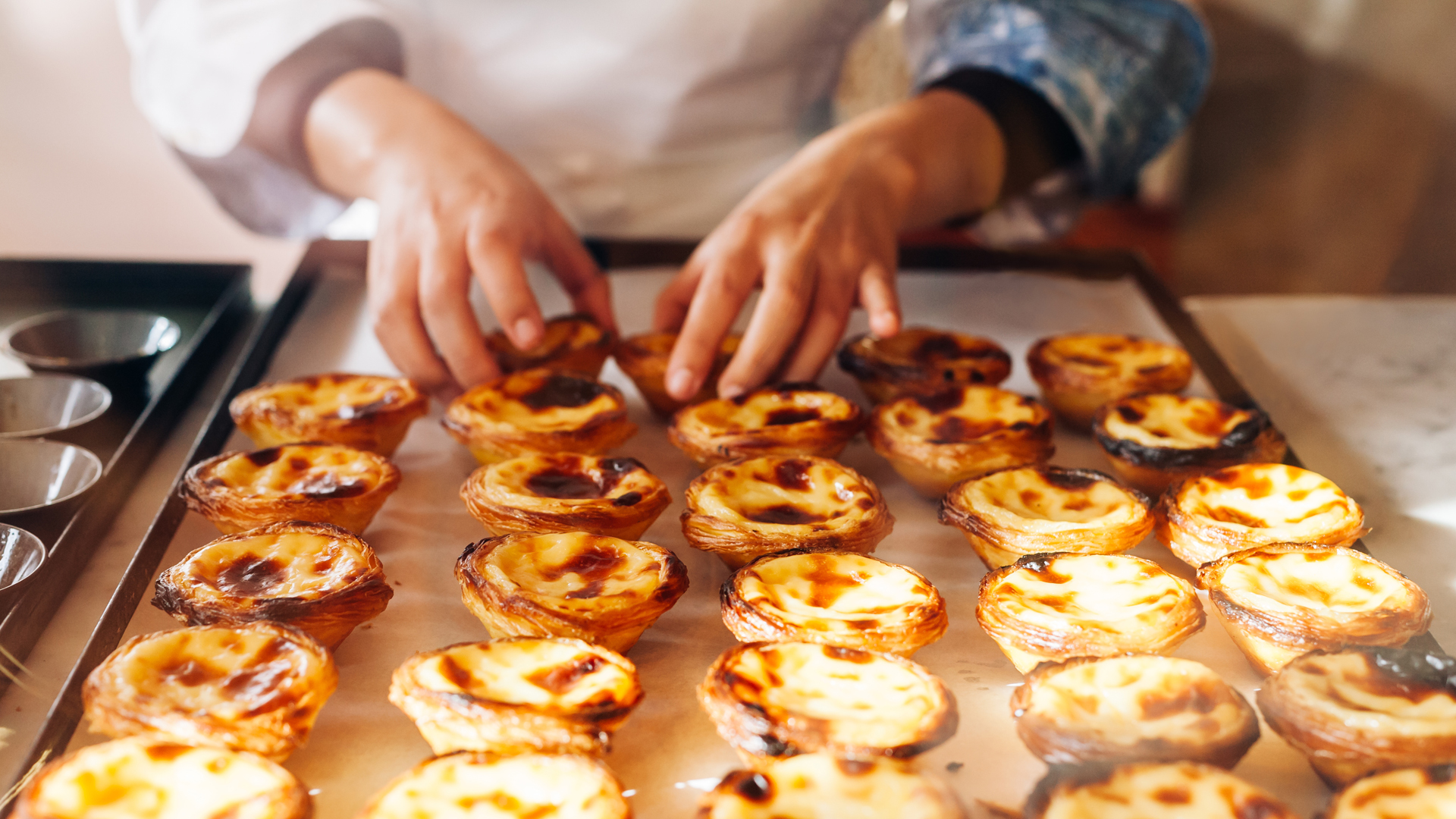 Pasteis de nata Lisbon cook