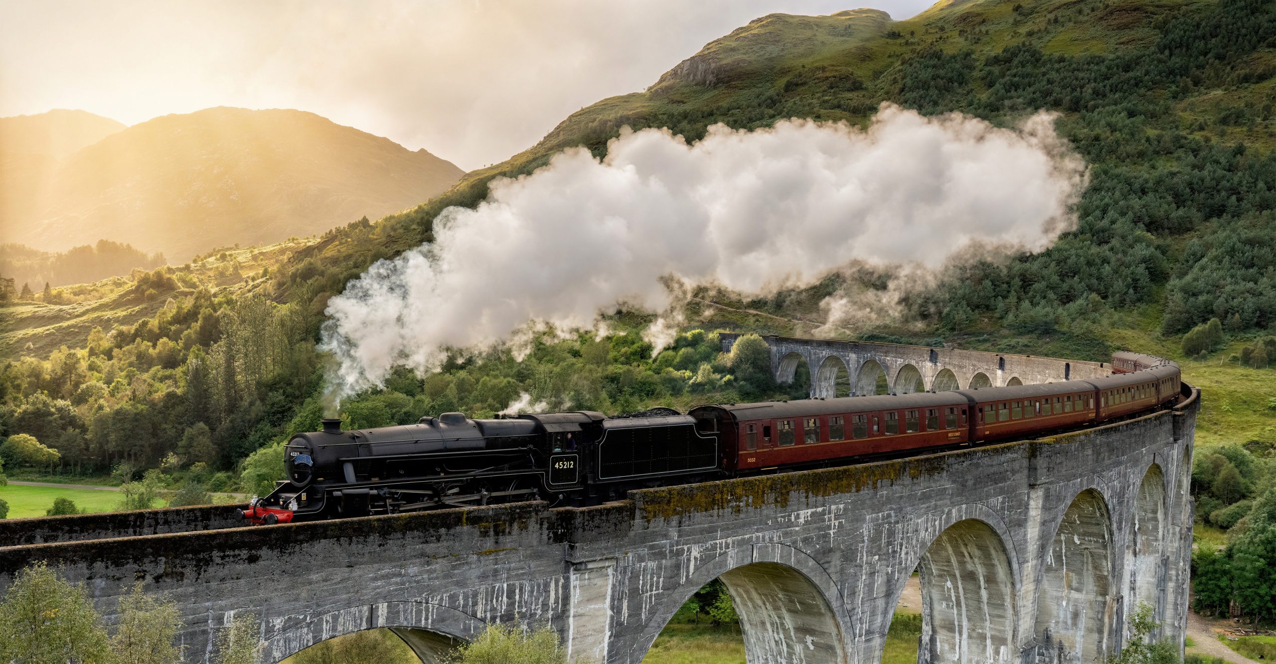 Jacobite steam train (Hogwarts Express), Scotland.